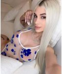 Cansu ve Lora fotoğrafı önizleme
